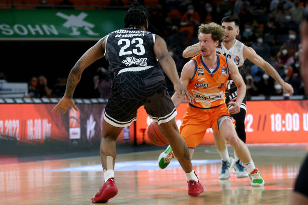 欧文在为克 欧文在为克